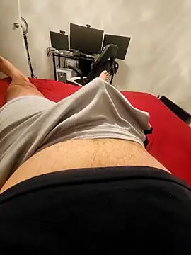 Snapshot of alexandercubo chatting on 02/11/26, 01:16 alexandercubo online show from 02/11/26, 01:16