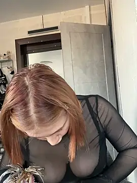 Snapshot of xCandyDollx chatting on 02/28/26, 06:24 xCandyDollx online show from 02/28/26, 06:24