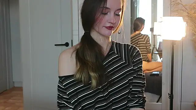 Lilyblush online show from 01/10/26, 06:31