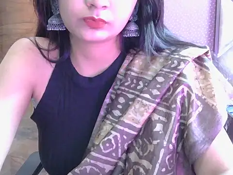 Snapshot of sweet_riyaaa chatting on 06/18/26, 04:33 sweet riyaaa online show from 06/18/26, 04:33