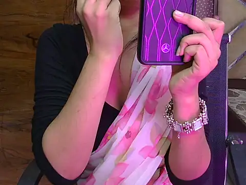sweet riyaaa online show from 04/22/26, 03:57