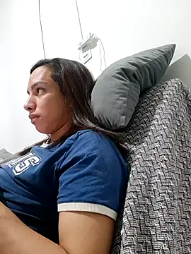 ofjuliaa online show from 07/13/26, 06:24