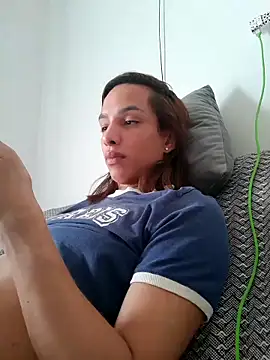 ofjuliaa online show from 02/19/26, 07:33