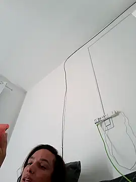 ofjuliaa online show from 03/14/26, 08:48