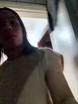 ofjuliaa online show from 01/16/26, 04:16