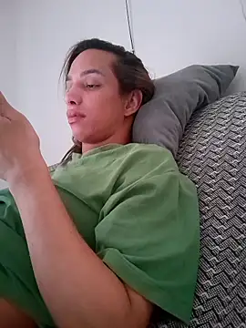 ofjuliaa online show from 02/22/26, 08:32