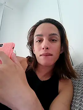 ofjuliaa online show from 02/09/26, 03:43