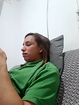 ofjuliaa online show from 02/21/26, 03:19