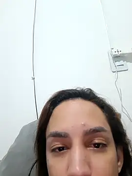 ofjuliaa online show from 03/08/26, 09:56