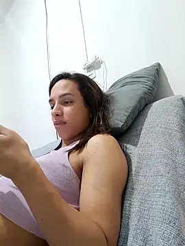 ofjuliaa online show from 06/20/26, 06:35