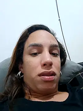 ofjuliaa online show from 03/24/26, 09:59