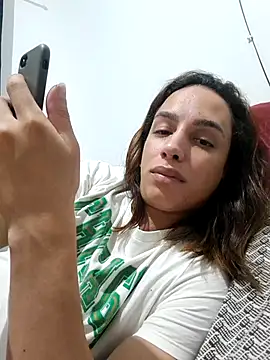 ofjuliaa online show from 04/12/26, 07:11