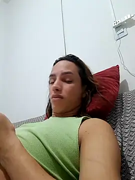 ofjuliaa online show from 03/07/26, 01:45