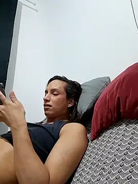 ofjuliaa online show from 04/11/26, 06:21