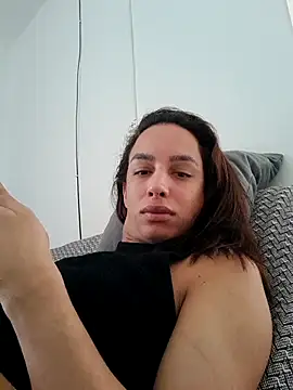 Snapshot of ofjuliaa chatting on 05/29/26, 05:52 ofjuliaa online show from 05/29/26, 05:52