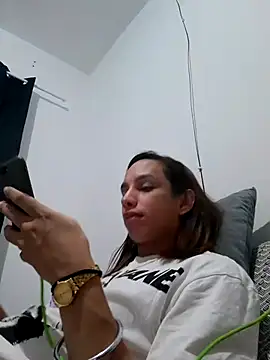 ofjuliaa online show from 03/29/26, 04:03