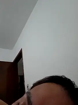 Snapshot of ofjuliaa chatting on 05/03/26, 01:55 ofjuliaa online show from 05/03/26, 01:55