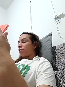 ofjuliaa online show from 02/23/26, 08:09