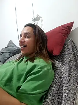 ofjuliaa online show from 07/12/26, 06:20