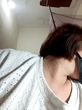 Lyna sexy24 online show from 03/25/26, 07:13