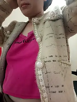 Lyna sexy24 online show from 02/13/26, 12:21