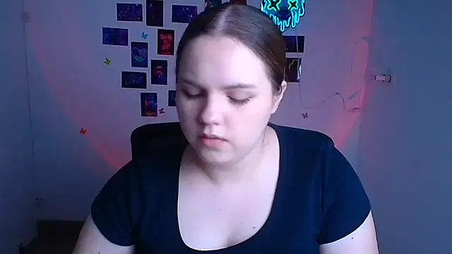 Kitty Mia Kitty online show from 04/14/26, 05:45