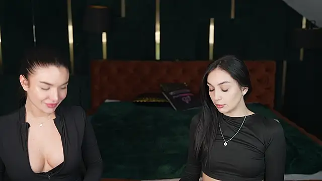 Snapshot of Mila_Rose054 chatting on 02/22/26, 03:46 Mila Rose054 online show from 02/22/26, 03:46