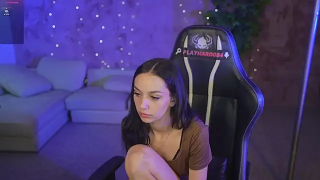 Mila Rose054 online show from 07/11/26, 04:02
