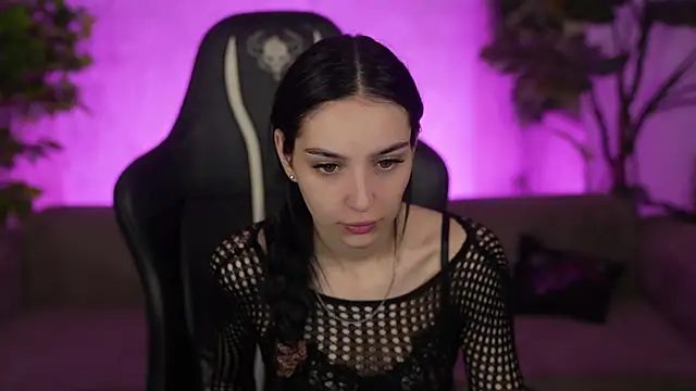 Mila Rose054 online show from 05/12/26, 03:03