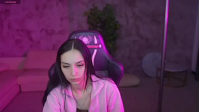 Mila Rose054 online show from 06/20/26, 03:44