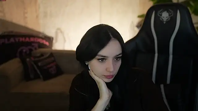 Mila Rose054 online show from 03/11/26, 03:44