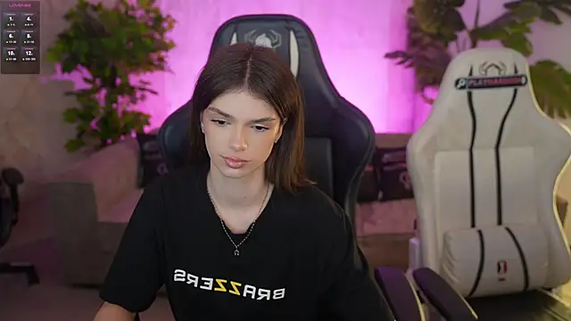 Mila Rose054 online show from 03/25/26, 03:55