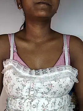 Royal-girl78 online show from 01/13/26, 04:22