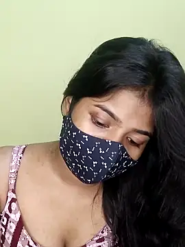 trinasa online show from 04/22/26, 08:04