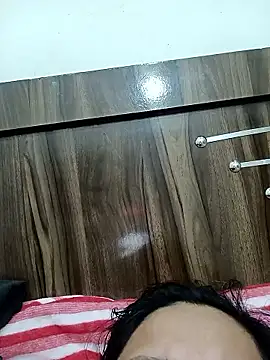 piryasharma005 online show from 01/13/26, 12:31