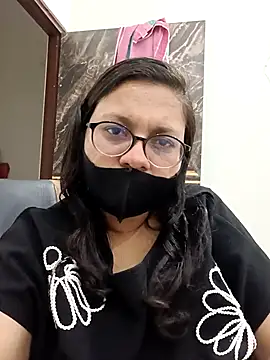 piryasharma005 online show from 02/14/26, 06:41