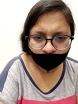 piryasharma005 online show from 03/05/26, 11:07