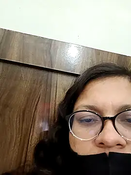 piryasharma005 online show from 02/17/26, 06:11