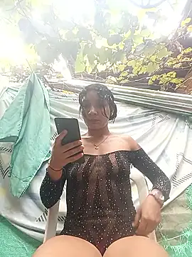 chikivivi- online show from 01/13/26, 12:53