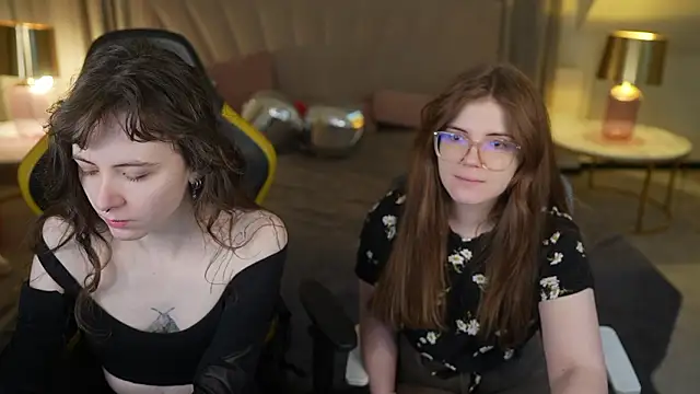 Orly flame online show from 03/26/26, 11:52