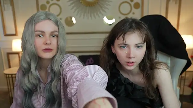 Orly flame online show from 04/03/26, 02:34