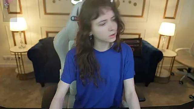 Snapshot of Orly_flame chatting on 02/23/26, 12:06 Orly flame online show from 02/23/26, 12:06