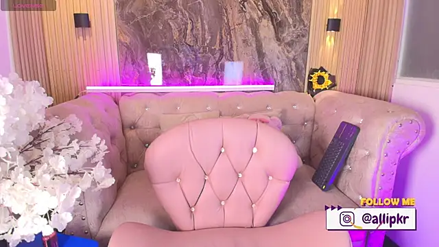 Allison Parker1  online show from 04/09/26, 12:22