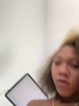 Snapshot of Tamiii420 chatting on 02/24/26, 06:20 Tamiii420 online show from 02/24/26, 06:20