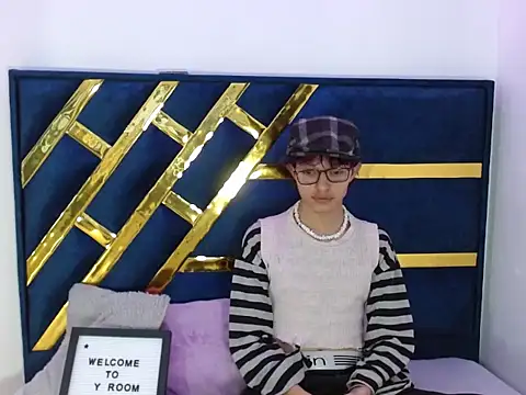 Angel adrien online show from 01/07/26, 01:49