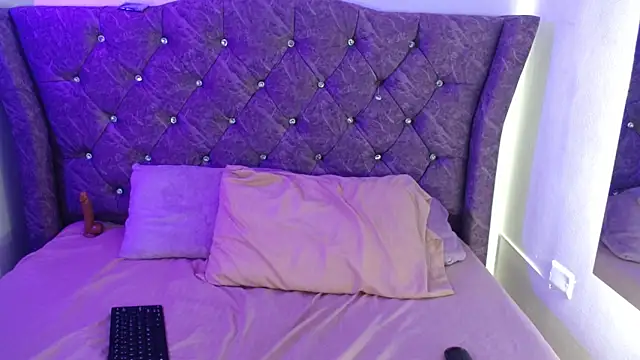 Angel adrien online show from 04/01/26, 12:50