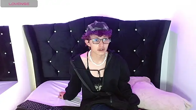 Angel adrien online show from 01/14/26, 12:31