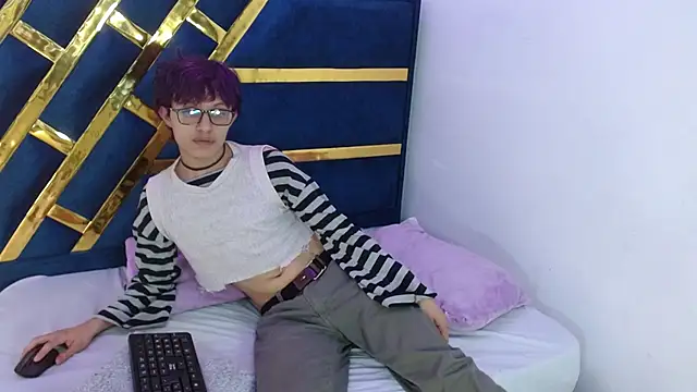 Angel adrien online show from 01/08/26, 12:44