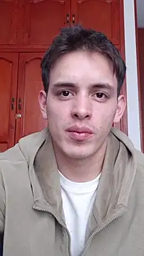 Enzho liam online show from 04/18/26, 03:58