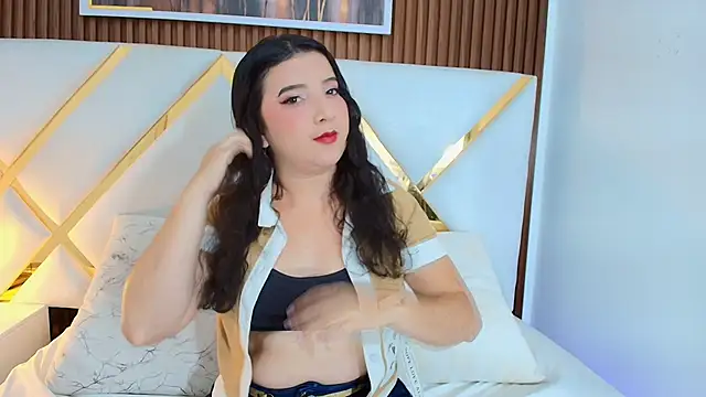 Zoe Cuttee online show from 01/07/26, 11:37